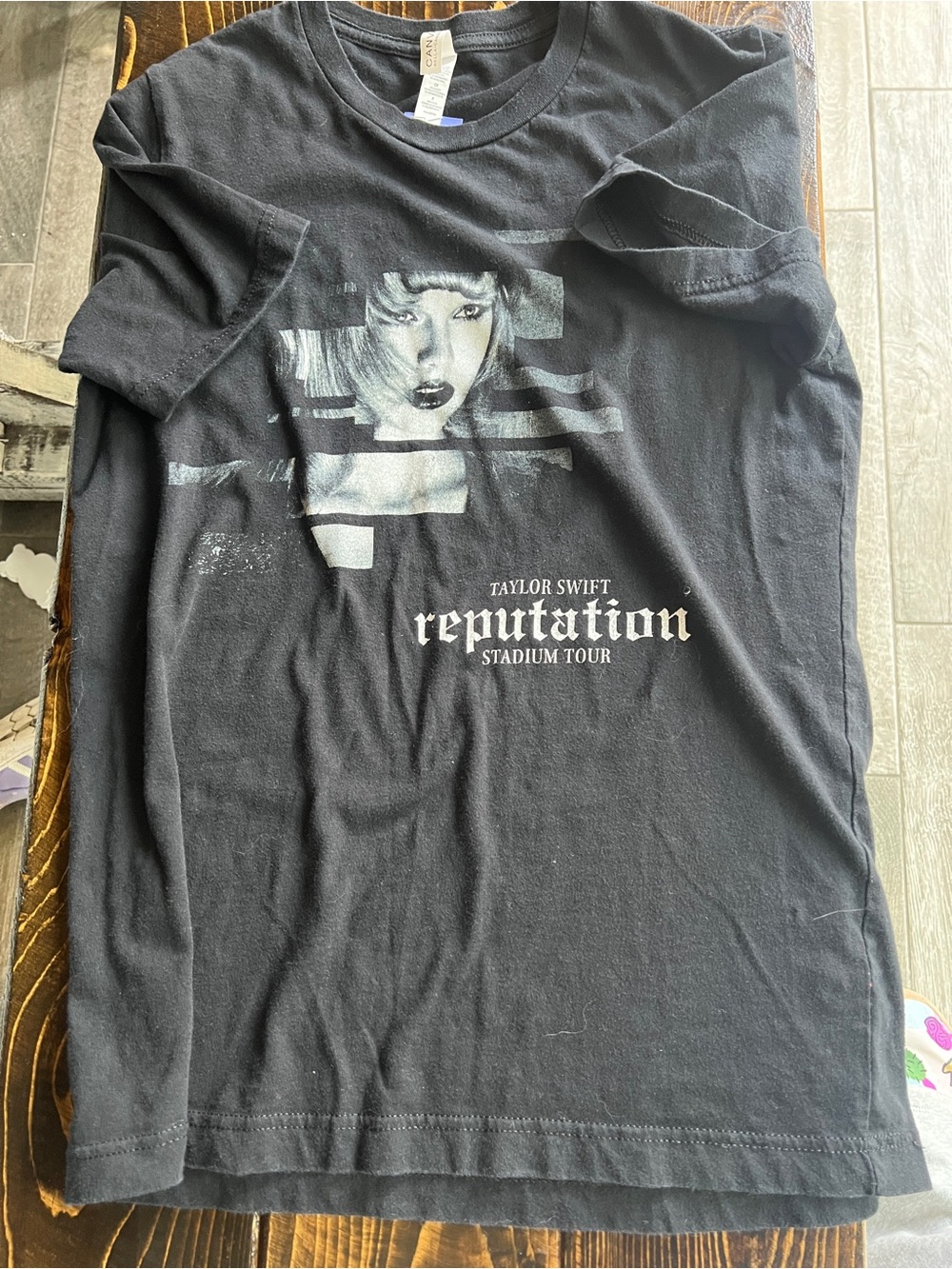 Taylor Swift Black & Gray 'reputation' Stadium Tour Graphic Tee
